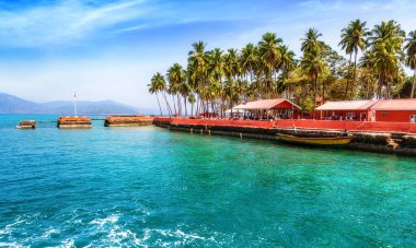 Andaman Hindistan 'daki güzel Ross Adası sahili..