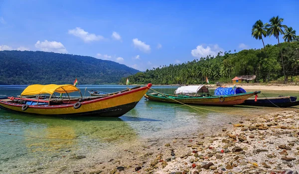 Barcos Madera Alineados Playa Isla North Bay Andaman India Con — Foto de Stock