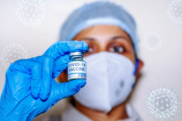 Conceptuele Afbeelding Van Het Coronavirus Van Een Indiase Verpleegkundige Met — Stockfoto