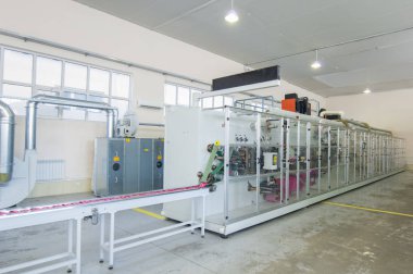 kadın sıhhi peçete imalatı