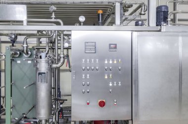 kutu içecek şişeleme fabrikası