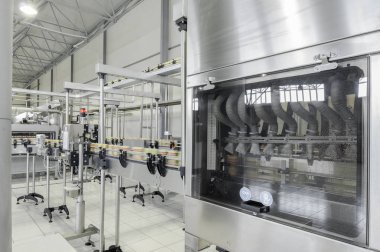 kutu içecek şişeleme fabrikası