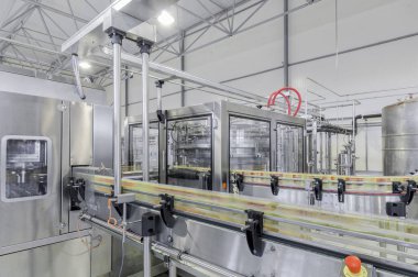 kutu içecek şişeleme fabrikası