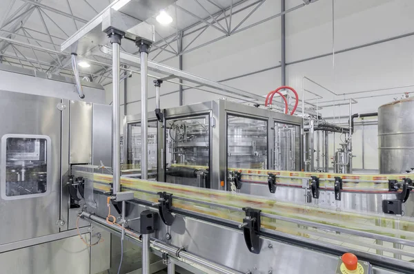 kutu içecek şişeleme fabrikası