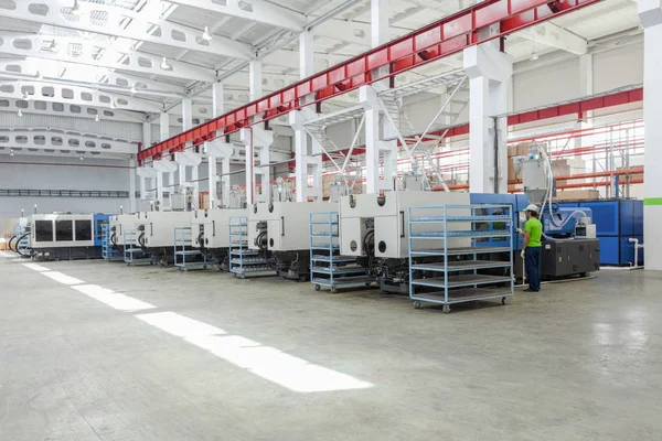 Press mold machine in factory — Stock Photo, Image