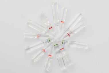 Hafif arkaplanda tabletler