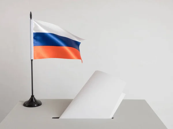 La bandiera tricolore russa — Foto Stock
