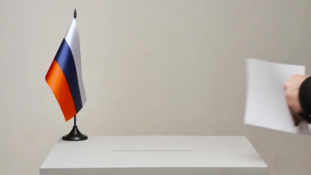 Urny Flagi Narodowej Rosji Wybory Prezydenckie 2018 Roku Oznaki Wyborców — Wideo stockowe