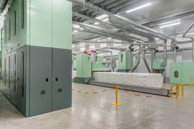 taraklama makine tekstil fabrikası