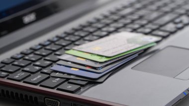 Bilgisayarda kredi kartları