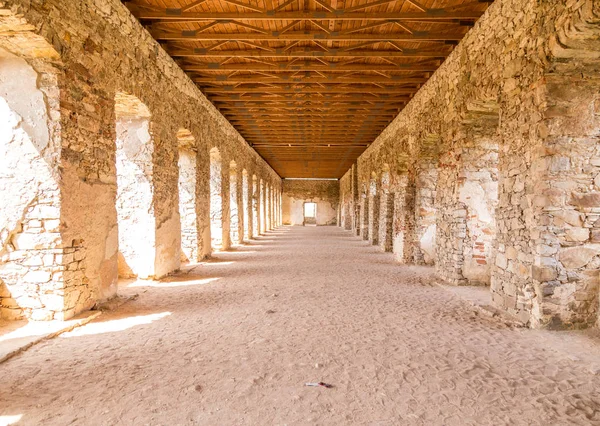 Büyük bir tarihi Krzyztopor Kalesi