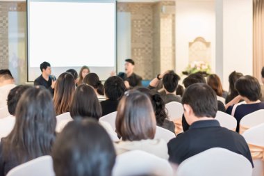 İş kavramı: Asya insanlar iş seminer sunu dinle