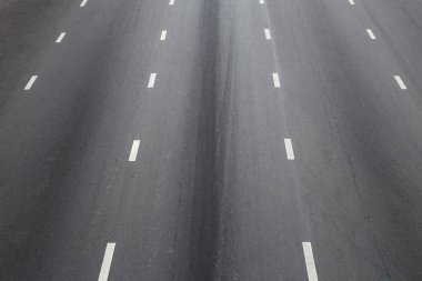 boş şehir yolu
