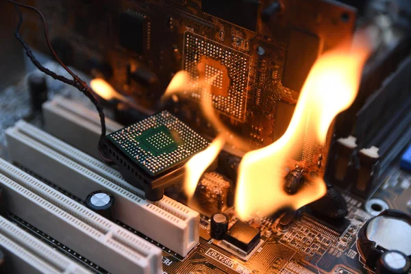 台式机烧坏Cpu Gpu视频卡、存储器、芯片、冷却器 — 图库照片