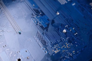 Bilgisayar ana kartı ve elektronik bileşenler Cpu gpu belleği ve bir video kartı için farklı soketler