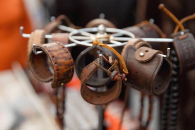 Deri el yapımı hediyelik eşya bilezik