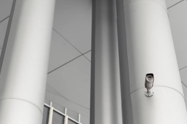 Güvenlik kamerası ışık modern Binası, teknoloji kavramı