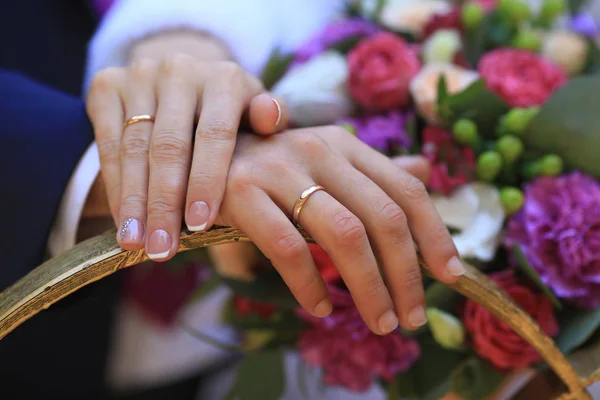 Kép a férfi és nő, Karikagyűrű — Stock Fotó