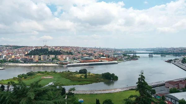 Gökdelenleri gökdelenli kültürel sermaye panoraması