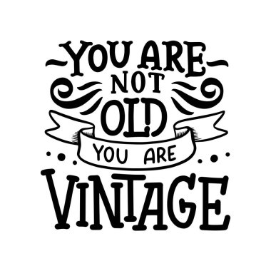 Eski usul doğum günü harfleri. Yıldönümü davetiyesi. Kutlama tasarımı için klasik davetiye şablonu. Vektör Komik alıntı