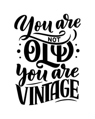 Eski usul doğum günü harfleri. Yıldönümü davetiyesi. Kutlama tasarımı için klasik davetiye şablonu. Vektör Komik alıntı