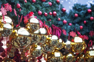 Noel balosu süslemeleri. Kış tatilleri