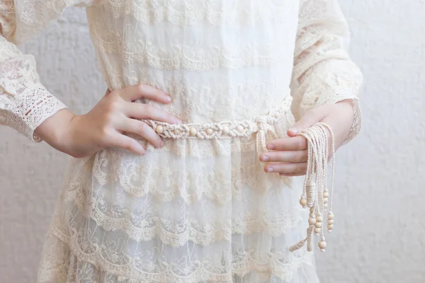 Handgemaakte Macrame Jurk Riem Natuurlijke Katoenen Draden Houten Kralen Stijlvolle — Stockfoto