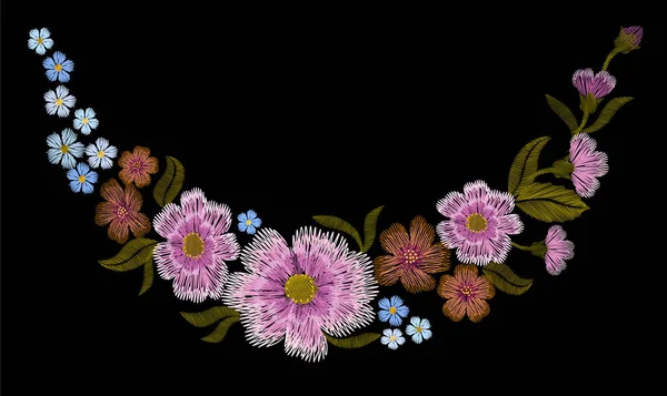 Bordado patrón floral colorido con rosas de perro y olvidarme no flores. Adorno tradicional de moda popular vectorial sobre fondo negro . — Vector de stock