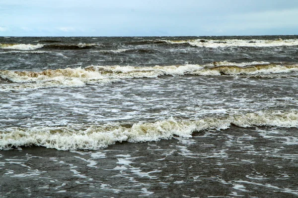 Costa Báltica Letonia Durante Día Lluvioso Ventoso Mar Salvaje Las —  Fotos de Stock