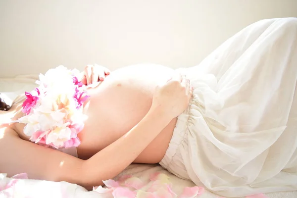 Moederschap foto van vrouwen die zwanger zijn — Stockfoto