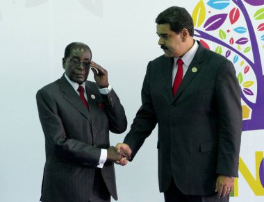 Zimbawe Robert Mugabe ve Venezüella devlet başkanı Nico başkanı