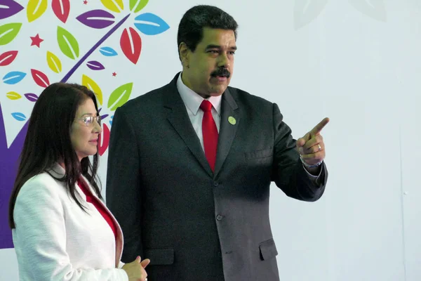 Президент Венесуели Ніколас Мадуро і перша леді вії Флорес — стокове фото