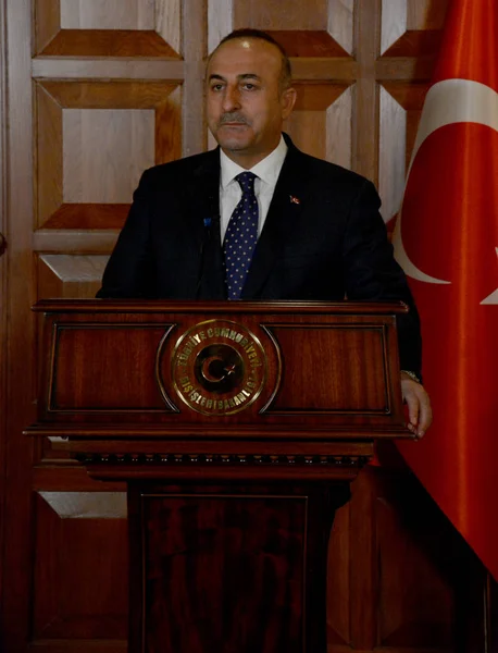 Анкара, Туреччина. 5-го жовтня 2016 - Турецька міністром закордонних справ Mevl — стокове фото