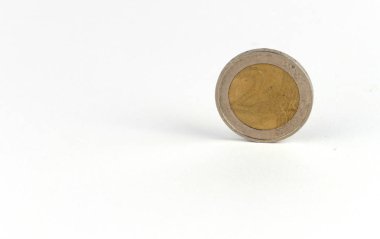 Paralar beyaz arkaplanda izole edildi