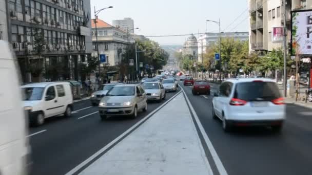 Belgrad, Serbia. 13 sierpnia 2015: Letni dzień w mieście Belgrad — Wideo stockowe