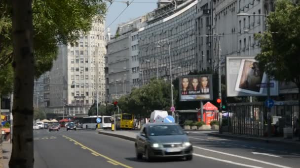 Belgrad, Serbia. 13 sierpnia 2015: Letni dzień w mieście Belgrad — Wideo stockowe