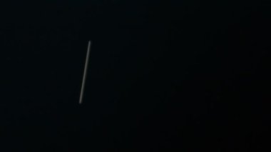 Siyah bir arka plan üzerine, Mısır sözcük yazma