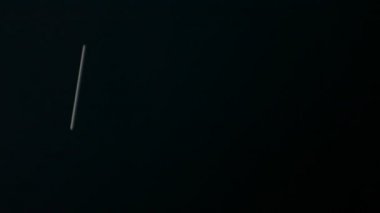 Siyah bir arka plan üzerine yazarak kelime Bürosu