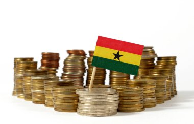 Gana bayrak sallayarak para sikke yığını ile