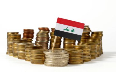 Para sikke yığını ile sallayarak Irak bayrağı