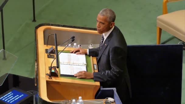 Nueva York, Estados Unidos. 20 de septiembre de 2016: El Presidente de los Estados Unidos Barack Obama pronuncia un discurso en el Debate General de la 71ª Sesión de la Asamblea General de las Naciones Unidas — Vídeo de stock