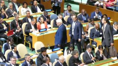 New York, ABD - 20th Eylül 2016: 71 oturumu New York'ta Birleşmiş Milletler Genel Kurulu, konferans salonu genel bakış. Almanya Dışişleri Bakanı Frank Walter Steinmeier, Gaun.