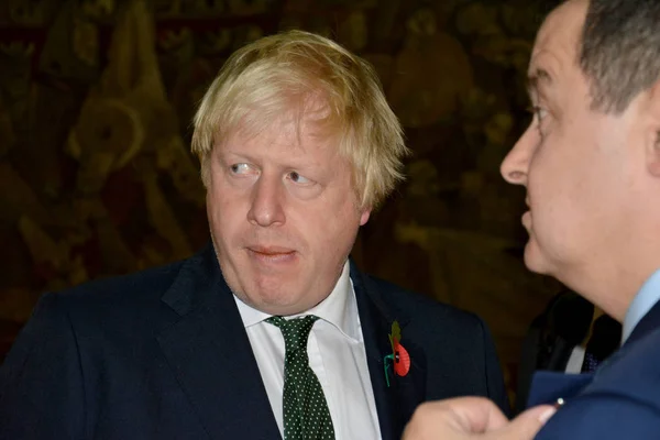 Belgrade, Serbia. November 10th 2016 - British Foreign Minister Boris Johnson in official visit to Serbia meets Serbian Foreign Minister Ivica Dacic and Guatemalan Foreign Minister Carlos Raul Morale — Stock Photo, Image