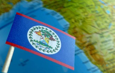 Bir arka plan makro olarak bir harita Belize bayrağı