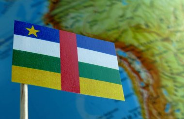 Bir arka plan makro olarak bir harita ile Orta Afrika Cumhuriyeti bayrağı