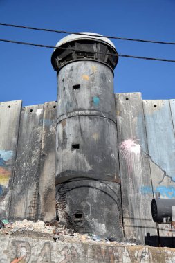 Bethlehem, Palestine. Ocak ayı 6th 2017 - Filistin, Aida mülteci kampında Yakılan gözetleme 