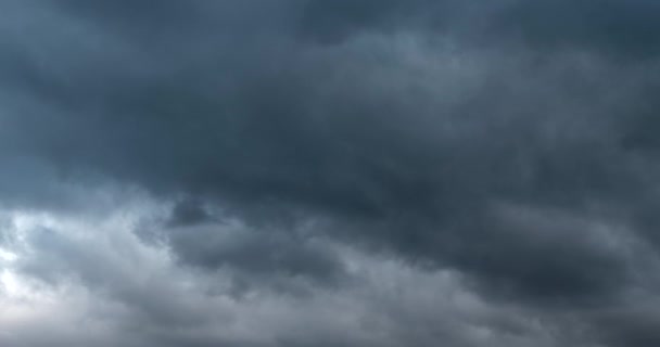 Time Lapse Nuvens Chuvosas Pesadas Movimento Movimento Rápido Céu Tempestuoso — Vídeo de Stock