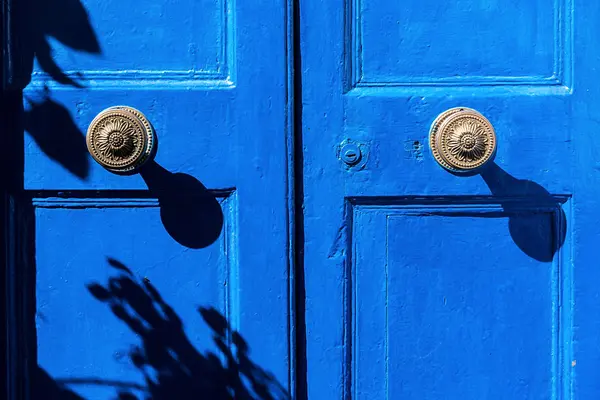 Quadro Completo Tiro Porta Azul Com Alças — Fotografia de Stock