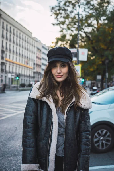 Woman Stylish Cap Posing Street Looking Camera — Stock Photo, Image