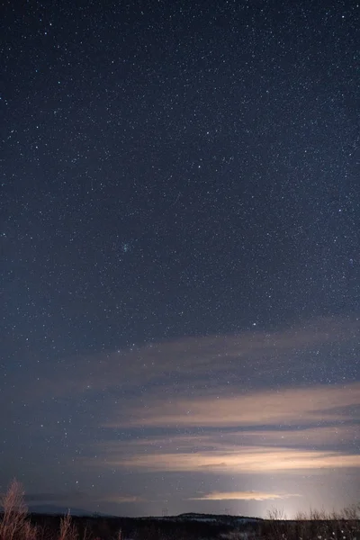 Blick Auf Wolkenlosen Sternenhimmel Winter — Stockfoto